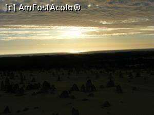 [P04] Western Australia - Parcul Național Nambung - se întunecă » foto by gigiiuti
 - 
<span class="allrVoted glyphicon glyphicon-heart hidden" id="av969367"></span>
<a class="m-l-10 hidden" id="sv969367" onclick="voting_Foto_DelVot(,969367,23750)" role="button">șterge vot <span class="glyphicon glyphicon-remove"></span></a>
<a id="v9969367" class=" c-red"  onclick="voting_Foto_SetVot(969367)" role="button"><span class="glyphicon glyphicon-heart-empty"></span> <b>LIKE</b> = Votează poza</a> <img class="hidden"  id="f969367W9" src="/imagini/loader.gif" border="0" /><span class="AjErrMes hidden" id="e969367ErM"></span>