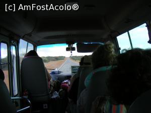 [P01] Western Australia - pe drumul de întoarcere: peste haosul din microbuz s-a așternut liniștea...  » foto by gigiiuti
 - 
<span class="allrVoted glyphicon glyphicon-heart hidden" id="av969934"></span>
<a class="m-l-10 hidden" id="sv969934" onclick="voting_Foto_DelVot(,969934,23750)" role="button">șterge vot <span class="glyphicon glyphicon-remove"></span></a>
<a id="v9969934" class=" c-red"  onclick="voting_Foto_SetVot(969934)" role="button"><span class="glyphicon glyphicon-heart-empty"></span> <b>LIKE</b> = Votează poza</a> <img class="hidden"  id="f969934W9" src="/imagini/loader.gif" border="0" /><span class="AjErrMes hidden" id="e969934ErM"></span>