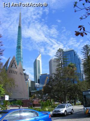 [P12] Western Australia: cam înghesuială, în Perth-ul ăsta!  » foto by gigiiuti
 - 
<span class="allrVoted glyphicon glyphicon-heart hidden" id="av969945"></span>
<a class="m-l-10 hidden" id="sv969945" onclick="voting_Foto_DelVot(,969945,23750)" role="button">șterge vot <span class="glyphicon glyphicon-remove"></span></a>
<a id="v9969945" class=" c-red"  onclick="voting_Foto_SetVot(969945)" role="button"><span class="glyphicon glyphicon-heart-empty"></span> <b>LIKE</b> = Votează poza</a> <img class="hidden"  id="f969945W9" src="/imagini/loader.gif" border="0" /><span class="AjErrMes hidden" id="e969945ErM"></span>