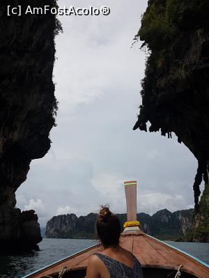 [P60] Railay - drumul de intoarcere » foto by r-Uca
 - 
<span class="allrVoted glyphicon glyphicon-heart hidden" id="av968857"></span>
<a class="m-l-10 hidden" id="sv968857" onclick="voting_Foto_DelVot(,968857,23758)" role="button">șterge vot <span class="glyphicon glyphicon-remove"></span></a>
<a id="v9968857" class=" c-red"  onclick="voting_Foto_SetVot(968857)" role="button"><span class="glyphicon glyphicon-heart-empty"></span> <b>LIKE</b> = Votează poza</a> <img class="hidden"  id="f968857W9" src="/imagini/loader.gif" border="0" /><span class="AjErrMes hidden" id="e968857ErM"></span>