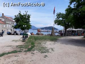 [P33] Și gata! Plimbarea noastră pe insula Šipan s-a terminat. Revenim în golful de lângă port.  » foto by Aurici
 - 
<span class="allrVoted glyphicon glyphicon-heart hidden" id="av1015059"></span>
<a class="m-l-10 hidden" id="sv1015059" onclick="voting_Foto_DelVot(,1015059,23764)" role="button">șterge vot <span class="glyphicon glyphicon-remove"></span></a>
<a id="v91015059" class=" c-red"  onclick="voting_Foto_SetVot(1015059)" role="button"><span class="glyphicon glyphicon-heart-empty"></span> <b>LIKE</b> = Votează poza</a> <img class="hidden"  id="f1015059W9" src="/imagini/loader.gif" border="0" /><span class="AjErrMes hidden" id="e1015059ErM"></span>