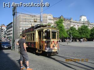 [P19] Unul din cele 5 tramvaie istorice din Porto » foto by elviramvio
 - 
<span class="allrVoted glyphicon glyphicon-heart hidden" id="av969804"></span>
<a class="m-l-10 hidden" id="sv969804" onclick="voting_Foto_DelVot(,969804,23771)" role="button">șterge vot <span class="glyphicon glyphicon-remove"></span></a>
<a id="v9969804" class=" c-red"  onclick="voting_Foto_SetVot(969804)" role="button"><span class="glyphicon glyphicon-heart-empty"></span> <b>LIKE</b> = Votează poza</a> <img class="hidden"  id="f969804W9" src="/imagini/loader.gif" border="0" /><span class="AjErrMes hidden" id="e969804ErM"></span>