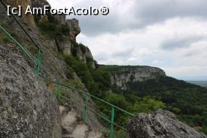 [P30] Madara, Rezervația istorico-arheologică națională, Norii ce se adunau făceau și mai greu urcușul spre Cetate » foto by mprofeanu
 - 
<span class="allrVoted glyphicon glyphicon-heart hidden" id="av1247872"></span>
<a class="m-l-10 hidden" id="sv1247872" onclick="voting_Foto_DelVot(,1247872,23784)" role="button">șterge vot <span class="glyphicon glyphicon-remove"></span></a>
<a id="v91247872" class=" c-red"  onclick="voting_Foto_SetVot(1247872)" role="button"><span class="glyphicon glyphicon-heart-empty"></span> <b>LIKE</b> = Votează poza</a> <img class="hidden"  id="f1247872W9" src="/imagini/loader.gif" border="0" /><span class="AjErrMes hidden" id="e1247872ErM"></span>