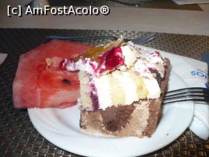 [P18] desert cu tort dublu si pepene » foto by Yolanda
 - 
<span class="allrVoted glyphicon glyphicon-heart hidden" id="av971071"></span>
<a class="m-l-10 hidden" id="sv971071" onclick="voting_Foto_DelVot(,971071,23789)" role="button">șterge vot <span class="glyphicon glyphicon-remove"></span></a>
<a id="v9971071" class=" c-red"  onclick="voting_Foto_SetVot(971071)" role="button"><span class="glyphicon glyphicon-heart-empty"></span> <b>LIKE</b> = Votează poza</a> <img class="hidden"  id="f971071W9" src="/imagini/loader.gif" border="0" /><span class="AjErrMes hidden" id="e971071ErM"></span>