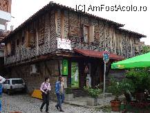 [P03] casa specifica malului bulgaresc al marii negre » foto by ionescunic
 - 
<span class="allrVoted glyphicon glyphicon-heart hidden" id="av37789"></span>
<a class="m-l-10 hidden" id="sv37789" onclick="voting_Foto_DelVot(,37789,23794)" role="button">șterge vot <span class="glyphicon glyphicon-remove"></span></a>
<a id="v937789" class=" c-red"  onclick="voting_Foto_SetVot(37789)" role="button"><span class="glyphicon glyphicon-heart-empty"></span> <b>LIKE</b> = Votează poza</a> <img class="hidden"  id="f37789W9" src="/imagini/loader.gif" border="0" /><span class="AjErrMes hidden" id="e37789ErM"></span>
