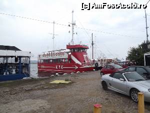 [P02] Sozopol, într-o zi ploioasă - vaporașul KUK se pregătește de traversare spre insula Sf. Ioan » foto by Dragoș_MD
 - 
<span class="allrVoted glyphicon glyphicon-heart hidden" id="av701716"></span>
<a class="m-l-10 hidden" id="sv701716" onclick="voting_Foto_DelVot(,701716,23794)" role="button">șterge vot <span class="glyphicon glyphicon-remove"></span></a>
<a id="v9701716" class=" c-red"  onclick="voting_Foto_SetVot(701716)" role="button"><span class="glyphicon glyphicon-heart-empty"></span> <b>LIKE</b> = Votează poza</a> <img class="hidden"  id="f701716W9" src="/imagini/loader.gif" border="0" /><span class="AjErrMes hidden" id="e701716ErM"></span>