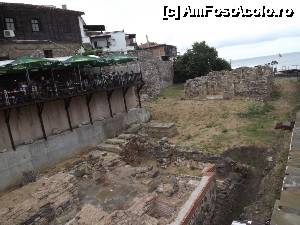 [P05] Sozopol, într-o zi ploioasă - ruinele vechilor fortificații și ale bisericii Sf. Nicolae » foto by Dragoș_MD
 - 
<span class="allrVoted glyphicon glyphicon-heart hidden" id="av701719"></span>
<a class="m-l-10 hidden" id="sv701719" onclick="voting_Foto_DelVot(,701719,23794)" role="button">șterge vot <span class="glyphicon glyphicon-remove"></span></a>
<a id="v9701719" class=" c-red"  onclick="voting_Foto_SetVot(701719)" role="button"><span class="glyphicon glyphicon-heart-empty"></span> <b>LIKE</b> = Votează poza</a> <img class="hidden"  id="f701719W9" src="/imagini/loader.gif" border="0" /><span class="AjErrMes hidden" id="e701719ErM"></span>
