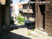 [P03] Strada ingusta in panta. » foto by Floria
 - 
<span class="allrVoted glyphicon glyphicon-heart hidden" id="av300047"></span>
<a class="m-l-10 hidden" id="sv300047" onclick="voting_Foto_DelVot(,300047,23794)" role="button">șterge vot <span class="glyphicon glyphicon-remove"></span></a>
<a id="v9300047" class=" c-red"  onclick="voting_Foto_SetVot(300047)" role="button"><span class="glyphicon glyphicon-heart-empty"></span> <b>LIKE</b> = Votează poza</a> <img class="hidden"  id="f300047W9" src="/imagini/loader.gif" border="0" /><span class="AjErrMes hidden" id="e300047ErM"></span>