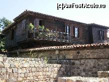 [P04] Casa traditionala din timpul Renasterii bulgare. » foto by Floria
 - 
<span class="allrVoted glyphicon glyphicon-heart hidden" id="av300048"></span>
<a class="m-l-10 hidden" id="sv300048" onclick="voting_Foto_DelVot(,300048,23794)" role="button">șterge vot <span class="glyphicon glyphicon-remove"></span></a>
<a id="v9300048" class=" c-red"  onclick="voting_Foto_SetVot(300048)" role="button"><span class="glyphicon glyphicon-heart-empty"></span> <b>LIKE</b> = Votează poza</a> <img class="hidden"  id="f300048W9" src="/imagini/loader.gif" border="0" /><span class="AjErrMes hidden" id="e300048ErM"></span>