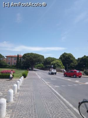[P04] Rimini- spre amfiteatru » foto by Cristina ank
 - 
<span class="allrVoted glyphicon glyphicon-heart hidden" id="av972595"></span>
<a class="m-l-10 hidden" id="sv972595" onclick="voting_Foto_DelVot(,972595,23808)" role="button">șterge vot <span class="glyphicon glyphicon-remove"></span></a>
<a id="v9972595" class=" c-red"  onclick="voting_Foto_SetVot(972595)" role="button"><span class="glyphicon glyphicon-heart-empty"></span> <b>LIKE</b> = Votează poza</a> <img class="hidden"  id="f972595W9" src="/imagini/loader.gif" border="0" /><span class="AjErrMes hidden" id="e972595ErM"></span>