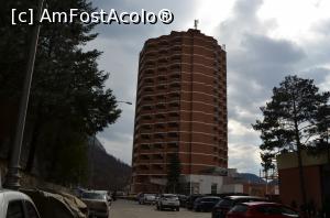 [P10] Hotel Minerva, se vede bariera ce delimitează parcarea de lângă hotel » foto by kelyboy
 - 
<span class="allrVoted glyphicon glyphicon-heart hidden" id="av1060622"></span>
<a class="m-l-10 hidden" id="sv1060622" onclick="voting_Foto_DelVot(,1060622,23822)" role="button">șterge vot <span class="glyphicon glyphicon-remove"></span></a>
<a id="v91060622" class=" c-red"  onclick="voting_Foto_SetVot(1060622)" role="button"><span class="glyphicon glyphicon-heart-empty"></span> <b>LIKE</b> = Votează poza</a> <img class="hidden"  id="f1060622W9" src="/imagini/loader.gif" border="0" /><span class="AjErrMes hidden" id="e1060622ErM"></span>