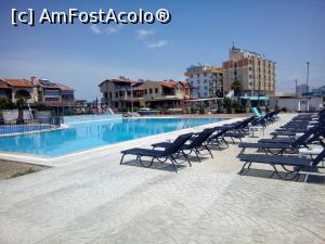 [P10] Piscina » foto by turkn
 - 
<span class="allrVoted glyphicon glyphicon-heart hidden" id="av974582"></span>
<a class="m-l-10 hidden" id="sv974582" onclick="voting_Foto_DelVot(,974582,23829)" role="button">șterge vot <span class="glyphicon glyphicon-remove"></span></a>
<a id="v9974582" class=" c-red"  onclick="voting_Foto_SetVot(974582)" role="button"><span class="glyphicon glyphicon-heart-empty"></span> <b>LIKE</b> = Votează poza</a> <img class="hidden"  id="f974582W9" src="/imagini/loader.gif" border="0" /><span class="AjErrMes hidden" id="e974582ErM"></span>