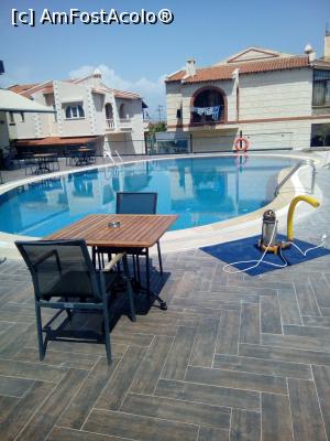 [P11] Piscina.Aici seara era foarte placut de stat. » foto by turkn
 - 
<span class="allrVoted glyphicon glyphicon-heart hidden" id="av974583"></span>
<a class="m-l-10 hidden" id="sv974583" onclick="voting_Foto_DelVot(,974583,23829)" role="button">șterge vot <span class="glyphicon glyphicon-remove"></span></a>
<a id="v9974583" class=" c-red"  onclick="voting_Foto_SetVot(974583)" role="button"><span class="glyphicon glyphicon-heart-empty"></span> <b>LIKE</b> = Votează poza</a> <img class="hidden"  id="f974583W9" src="/imagini/loader.gif" border="0" /><span class="AjErrMes hidden" id="e974583ErM"></span>