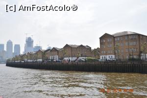 [P24] Ne apropiem de Greenwich - incepe sa se vada zona cu constructii moderne » foto by Pușcașu Marin
 - 
<span class="allrVoted glyphicon glyphicon-heart hidden" id="av975995"></span>
<a class="m-l-10 hidden" id="sv975995" onclick="voting_Foto_DelVot(,975995,23850)" role="button">șterge vot <span class="glyphicon glyphicon-remove"></span></a>
<a id="v9975995" class=" c-red"  onclick="voting_Foto_SetVot(975995)" role="button"><span class="glyphicon glyphicon-heart-empty"></span> <b>LIKE</b> = Votează poza</a> <img class="hidden"  id="f975995W9" src="/imagini/loader.gif" border="0" /><span class="AjErrMes hidden" id="e975995ErM"></span>
