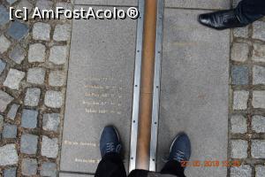 [P39] Meridianul zero - cu un picior in emisfera vestica si cu celalalt in emisfera estica » foto by Pușcașu Marin
 - 
<span class="allrVoted glyphicon glyphicon-heart hidden" id="av976010"></span>
<a class="m-l-10 hidden" id="sv976010" onclick="voting_Foto_DelVot(,976010,23850)" role="button">șterge vot <span class="glyphicon glyphicon-remove"></span></a>
<a id="v9976010" class=" c-red"  onclick="voting_Foto_SetVot(976010)" role="button"><span class="glyphicon glyphicon-heart-empty"></span> <b>LIKE</b> = Votează poza</a> <img class="hidden"  id="f976010W9" src="/imagini/loader.gif" border="0" /><span class="AjErrMes hidden" id="e976010ErM"></span>