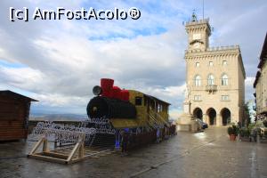 [P25] San Marino, Piazza della Libertà, Palazzo Pubblico della Repubblica di San Marino » foto by mprofeanu
 - 
<span class="allrVoted glyphicon glyphicon-heart hidden" id="av1345703"></span>
<a class="m-l-10 hidden" id="sv1345703" onclick="voting_Foto_DelVot(,1345703,23854)" role="button">șterge vot <span class="glyphicon glyphicon-remove"></span></a>
<a id="v91345703" class=" c-red"  onclick="voting_Foto_SetVot(1345703)" role="button"><span class="glyphicon glyphicon-heart-empty"></span> <b>LIKE</b> = Votează poza</a> <img class="hidden"  id="f1345703W9" src="/imagini/loader.gif" border="0" /><span class="AjErrMes hidden" id="e1345703ErM"></span>