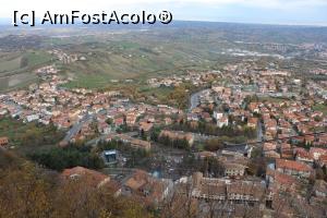 [P29] San Marino, Stația de jos a telecabinei în stânga » foto by mprofeanu
 - 
<span class="allrVoted glyphicon glyphicon-heart hidden" id="av1345707"></span>
<a class="m-l-10 hidden" id="sv1345707" onclick="voting_Foto_DelVot(,1345707,23854)" role="button">șterge vot <span class="glyphicon glyphicon-remove"></span></a>
<a id="v91345707" class=" c-red"  onclick="voting_Foto_SetVot(1345707)" role="button"><span class="glyphicon glyphicon-heart-empty"></span> <b>LIKE</b> = Votează poza</a> <img class="hidden"  id="f1345707W9" src="/imagini/loader.gif" border="0" /><span class="AjErrMes hidden" id="e1345707ErM"></span>
