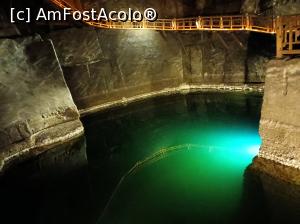 [P40] Wieliczka, Kopalni Soli, Komora Erazm Barącz, Sala 15, Pochylnia (Rampă) promenadă și Lacul subteran, verde, cu apă sărată » foto by mprofeanu
 - 
<span class="allrVoted glyphicon glyphicon-heart hidden" id="av1355899"></span>
<a class="m-l-10 hidden" id="sv1355899" onclick="voting_Foto_DelVot(,1355899,23877)" role="button">șterge vot <span class="glyphicon glyphicon-remove"></span></a>
<a id="v91355899" class=" c-red"  onclick="voting_Foto_SetVot(1355899)" role="button"><span class="glyphicon glyphicon-heart-empty"></span> <b>LIKE</b> = Votează poza</a> <img class="hidden"  id="f1355899W9" src="/imagini/loader.gif" border="0" /><span class="AjErrMes hidden" id="e1355899ErM"></span>