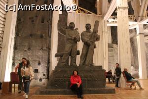 [P44] Wieliczka, Kopalni Soli, Komora Drozdowice, Sala 17, Monumentul minerilor din sare și Zona de odihnă și restaurante » foto by mprofeanu
 - 
<span class="allrVoted glyphicon glyphicon-heart hidden" id="av1355903"></span>
<a class="m-l-10 hidden" id="sv1355903" onclick="voting_Foto_DelVot(,1355903,23877)" role="button">șterge vot <span class="glyphicon glyphicon-remove"></span></a>
<a id="v91355903" class=" c-red"  onclick="voting_Foto_SetVot(1355903)" role="button"><span class="glyphicon glyphicon-heart-empty"></span> <b>LIKE</b> = Votează poza</a> <img class="hidden"  id="f1355903W9" src="/imagini/loader.gif" border="0" /><span class="AjErrMes hidden" id="e1355903ErM"></span>