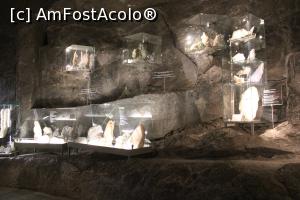 [P53] Wieliczka, Muzeum Żup, Komora Russegger VI - Expoziția Geologia Zăcămintelor de Sare din Polonia, Bulgări de sare diferit colorați » foto by mprofeanu
 - 
<span class="allrVoted glyphicon glyphicon-heart hidden" id="av1355912"></span>
<a class="m-l-10 hidden" id="sv1355912" onclick="voting_Foto_DelVot(,1355912,23877)" role="button">șterge vot <span class="glyphicon glyphicon-remove"></span></a>
<a id="v91355912" class=" c-red"  onclick="voting_Foto_SetVot(1355912)" role="button"><span class="glyphicon glyphicon-heart-empty"></span> <b>LIKE</b> = Votează poza</a> <img class="hidden"  id="f1355912W9" src="/imagini/loader.gif" border="0" /><span class="AjErrMes hidden" id="e1355912ErM"></span>
