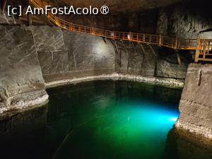 [P37] La pas prin salina Wieliczka; lacul subteran » foto by crismis
 - 
<span class="allrVoted glyphicon glyphicon-heart hidden" id="av1478373"></span>
<a class="m-l-10 hidden" id="sv1478373" onclick="voting_Foto_DelVot(,1478373,23877)" role="button">șterge vot <span class="glyphicon glyphicon-remove"></span></a>
<a id="v91478373" class=" c-red"  onclick="voting_Foto_SetVot(1478373)" role="button"><span class="glyphicon glyphicon-heart-empty"></span> <b>LIKE</b> = Votează poza</a> <img class="hidden"  id="f1478373W9" src="/imagini/loader.gif" border="0" /><span class="AjErrMes hidden" id="e1478373ErM"></span>