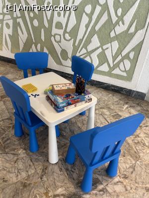 [P52] Lobby, pentru pitici » foto by krisstinna
 - 
<span class="allrVoted glyphicon glyphicon-heart hidden" id="av1393204"></span>
<a class="m-l-10 hidden" id="sv1393204" onclick="voting_Foto_DelVot(,1393204,23886)" role="button">șterge vot <span class="glyphicon glyphicon-remove"></span></a>
<a id="v91393204" class=" c-red"  onclick="voting_Foto_SetVot(1393204)" role="button"><span class="glyphicon glyphicon-heart-empty"></span> <b>LIKE</b> = Votează poza</a> <img class="hidden"  id="f1393204W9" src="/imagini/loader.gif" border="0" /><span class="AjErrMes hidden" id="e1393204ErM"></span>