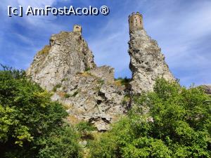 [P28] Cetatea Devin văzută de pe cheiul Dunării » foto by crismis
 - 
<span class="allrVoted glyphicon glyphicon-heart hidden" id="av1401509"></span>
<a class="m-l-10 hidden" id="sv1401509" onclick="voting_Foto_DelVot(,1401509,23923)" role="button">șterge vot <span class="glyphicon glyphicon-remove"></span></a>
<a id="v91401509" class=" c-red"  onclick="voting_Foto_SetVot(1401509)" role="button"><span class="glyphicon glyphicon-heart-empty"></span> <b>LIKE</b> = Votează poza</a> <img class="hidden"  id="f1401509W9" src="/imagini/loader.gif" border="0" /><span class="AjErrMes hidden" id="e1401509ErM"></span>