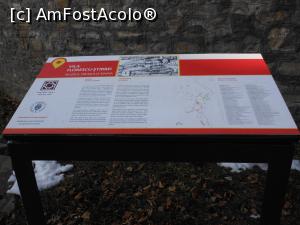 [P07] Palatul Știrbey - Muzeul orașului Sinaia. Succinte informații în română și engleză.  » foto by iulianic
 - 
<span class="allrVoted glyphicon glyphicon-heart hidden" id="av1037991"></span>
<a class="m-l-10 hidden" id="sv1037991" onclick="voting_Foto_DelVot(,1037991,23928)" role="button">șterge vot <span class="glyphicon glyphicon-remove"></span></a>
<a id="v91037991" class=" c-red"  onclick="voting_Foto_SetVot(1037991)" role="button"><span class="glyphicon glyphicon-heart-empty"></span> <b>LIKE</b> = Votează poza</a> <img class="hidden"  id="f1037991W9" src="/imagini/loader.gif" border="0" /><span class="AjErrMes hidden" id="e1037991ErM"></span>