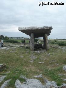 [P41] si vedere din fata a aceluiasi mormant » foto by a.sr*
 - 
<span class="allrVoted glyphicon glyphicon-heart hidden" id="av259189"></span>
<a class="m-l-10 hidden" id="sv259189" onclick="voting_Foto_DelVot(,259189,23932)" role="button">șterge vot <span class="glyphicon glyphicon-remove"></span></a>
<a id="v9259189" class=" c-red"  onclick="voting_Foto_SetVot(259189)" role="button"><span class="glyphicon glyphicon-heart-empty"></span> <b>LIKE</b> = Votează poza</a> <img class="hidden"  id="f259189W9" src="/imagini/loader.gif" border="0" /><span class="AjErrMes hidden" id="e259189ErM"></span>