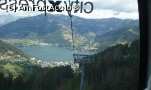 [P11] lacul Zell am See vazut din telecabina spre 2300 » foto by enacosmetics
 - 
<span class="allrVoted glyphicon glyphicon-heart hidden" id="av982796"></span>
<a class="m-l-10 hidden" id="sv982796" onclick="voting_Foto_DelVot(,982796,23935)" role="button">șterge vot <span class="glyphicon glyphicon-remove"></span></a>
<a id="v9982796" class=" c-red"  onclick="voting_Foto_SetVot(982796)" role="button"><span class="glyphicon glyphicon-heart-empty"></span> <b>LIKE</b> = Votează poza</a> <img class="hidden"  id="f982796W9" src="/imagini/loader.gif" border="0" /><span class="AjErrMes hidden" id="e982796ErM"></span>