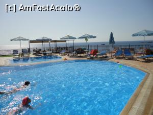 [P14] O parte a piscinei.  » foto by maryka
 - 
<span class="allrVoted glyphicon glyphicon-heart hidden" id="av983354"></span>
<a class="m-l-10 hidden" id="sv983354" onclick="voting_Foto_DelVot(,983354,23946)" role="button">șterge vot <span class="glyphicon glyphicon-remove"></span></a>
<a id="v9983354" class=" c-red"  onclick="voting_Foto_SetVot(983354)" role="button"><span class="glyphicon glyphicon-heart-empty"></span> <b>LIKE</b> = Votează poza</a> <img class="hidden"  id="f983354W9" src="/imagini/loader.gif" border="0" /><span class="AjErrMes hidden" id="e983354ErM"></span>