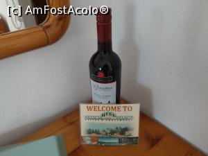 [P04] Vinul de bun venit!  » foto by maryka
 - 
<span class="allrVoted glyphicon glyphicon-heart hidden" id="av983343"></span>
<a class="m-l-10 hidden" id="sv983343" onclick="voting_Foto_DelVot(,983343,23946)" role="button">șterge vot <span class="glyphicon glyphicon-remove"></span></a>
<a id="v9983343" class=" c-red"  onclick="voting_Foto_SetVot(983343)" role="button"><span class="glyphicon glyphicon-heart-empty"></span> <b>LIKE</b> = Votează poza</a> <img class="hidden"  id="f983343W9" src="/imagini/loader.gif" border="0" /><span class="AjErrMes hidden" id="e983343ErM"></span>