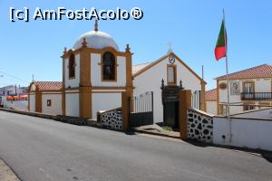 [P02] Insula Terceira, Porto Judeu, Igreja Paroquial de Santo Antonio, Intrarea » foto by mprofeanu
 - 
<span class="allrVoted glyphicon glyphicon-heart hidden" id="av983816"></span>
<a class="m-l-10 hidden" id="sv983816" onclick="voting_Foto_DelVot(,983816,23953)" role="button">șterge vot <span class="glyphicon glyphicon-remove"></span></a>
<a id="v9983816" class=" c-red"  onclick="voting_Foto_SetVot(983816)" role="button"><span class="glyphicon glyphicon-heart-empty"></span> <b>LIKE</b> = Votează poza</a> <img class="hidden"  id="f983816W9" src="/imagini/loader.gif" border="0" /><span class="AjErrMes hidden" id="e983816ErM"></span>