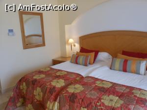 [P22] Iberostar Kantaoui Bay - Un colț al camerei.  » foto by iulianic
 - 
<span class="allrVoted glyphicon glyphicon-heart hidden" id="av1075981"></span>
<a class="m-l-10 hidden" id="sv1075981" onclick="voting_Foto_DelVot(,1075981,23960)" role="button">șterge vot <span class="glyphicon glyphicon-remove"></span></a>
<a id="v91075981" class=" c-red"  onclick="voting_Foto_SetVot(1075981)" role="button"><span class="glyphicon glyphicon-heart-empty"></span> <b>LIKE</b> = Votează poza</a> <img class="hidden"  id="f1075981W9" src="/imagini/loader.gif" border="0" /><span class="AjErrMes hidden" id="e1075981ErM"></span>