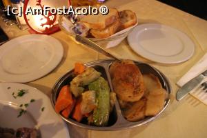 [P20] Sliema, Restaurantul Il Merill, Legume de sezon sote și Cartofi copți în mod tradițional » foto by mprofeanu
 - 
<span class="allrVoted glyphicon glyphicon-heart hidden" id="av1274622"></span>
<a class="m-l-10 hidden" id="sv1274622" onclick="voting_Foto_DelVot(,1274622,23969)" role="button">șterge vot <span class="glyphicon glyphicon-remove"></span></a>
<a id="v91274622" class=" c-red"  onclick="voting_Foto_SetVot(1274622)" role="button"><span class="glyphicon glyphicon-heart-empty"></span> <b>LIKE</b> = Votează poza</a> <img class="hidden"  id="f1274622W9" src="/imagini/loader.gif" border="0" /><span class="AjErrMes hidden" id="e1274622ErM"></span>