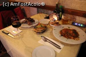 [P21] Sliema, Restaurantul Il Merill, Masa noastră din a doua seară » foto by mprofeanu
 - 
<span class="allrVoted glyphicon glyphicon-heart hidden" id="av1274623"></span>
<a class="m-l-10 hidden" id="sv1274623" onclick="voting_Foto_DelVot(,1274623,23969)" role="button">șterge vot <span class="glyphicon glyphicon-remove"></span></a>
<a id="v91274623" class=" c-red"  onclick="voting_Foto_SetVot(1274623)" role="button"><span class="glyphicon glyphicon-heart-empty"></span> <b>LIKE</b> = Votează poza</a> <img class="hidden"  id="f1274623W9" src="/imagini/loader.gif" border="0" /><span class="AjErrMes hidden" id="e1274623ErM"></span>