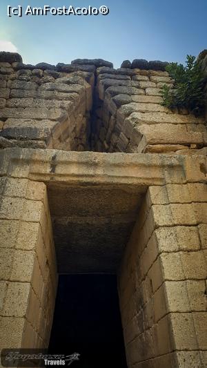 [P02] Intrarea în Mormântul lui Agamemnon » foto by webSorin
 - 
<span class="allrVoted glyphicon glyphicon-heart hidden" id="av1125439"></span>
<a class="m-l-10 hidden" id="sv1125439" onclick="voting_Foto_DelVot(,1125439,23974)" role="button">șterge vot <span class="glyphicon glyphicon-remove"></span></a>
<a id="v91125439" class=" c-red"  onclick="voting_Foto_SetVot(1125439)" role="button"><span class="glyphicon glyphicon-heart-empty"></span> <b>LIKE</b> = Votează poza</a> <img class="hidden"  id="f1125439W9" src="/imagini/loader.gif" border="0" /><span class="AjErrMes hidden" id="e1125439ErM"></span>