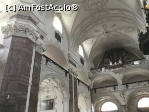 [P20] Biserica Iezuita - Interior » foto by mishu
 - 
<span class="allrVoted glyphicon glyphicon-heart hidden" id="av989155"></span>
<a class="m-l-10 hidden" id="sv989155" onclick="voting_Foto_DelVot(,989155,24000)" role="button">șterge vot <span class="glyphicon glyphicon-remove"></span></a>
<a id="v9989155" class=" c-red"  onclick="voting_Foto_SetVot(989155)" role="button"><span class="glyphicon glyphicon-heart-empty"></span> <b>LIKE</b> = Votează poza</a> <img class="hidden"  id="f989155W9" src="/imagini/loader.gif" border="0" /><span class="AjErrMes hidden" id="e989155ErM"></span>