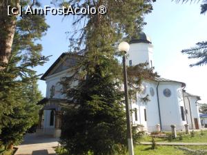 [P02] Mănăstirea Țigănești - Biserica mare văzută de pe aleea cu brazi. » foto by iulianic
 - 
<span class="allrVoted glyphicon glyphicon-heart hidden" id="av1424083"></span>
<a class="m-l-10 hidden" id="sv1424083" onclick="voting_Foto_DelVot(,1424083,24032)" role="button">șterge vot <span class="glyphicon glyphicon-remove"></span></a>
<a id="v91424083" class=" c-red"  onclick="voting_Foto_SetVot(1424083)" role="button"><span class="glyphicon glyphicon-heart-empty"></span> <b>LIKE</b> = Votează poza</a> <img class="hidden"  id="f1424083W9" src="/imagini/loader.gif" border="0" /><span class="AjErrMes hidden" id="e1424083ErM"></span>