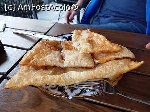 [P16] Chebureki, pentru toti.  » foto by DOINITA
 - 
<span class="allrVoted glyphicon glyphicon-heart hidden" id="av990180"></span>
<a class="m-l-10 hidden" id="sv990180" onclick="voting_Foto_DelVot(,990180,24045)" role="button">șterge vot <span class="glyphicon glyphicon-remove"></span></a>
<a id="v9990180" class=" c-red"  onclick="voting_Foto_SetVot(990180)" role="button"><span class="glyphicon glyphicon-heart-empty"></span> <b>LIKE</b> = Votează poza</a> <img class="hidden"  id="f990180W9" src="/imagini/loader.gif" border="0" /><span class="AjErrMes hidden" id="e990180ErM"></span>