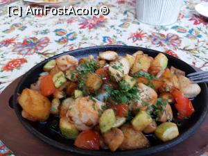 [P33] Arata foarte colorat, dar e si buna » foto by DOINITA
 - 
<span class="allrVoted glyphicon glyphicon-heart hidden" id="av990221"></span>
<a class="m-l-10 hidden" id="sv990221" onclick="voting_Foto_DelVot(,990221,24045)" role="button">șterge vot <span class="glyphicon glyphicon-remove"></span></a>
<a id="v9990221" class=" c-red"  onclick="voting_Foto_SetVot(990221)" role="button"><span class="glyphicon glyphicon-heart-empty"></span> <b>LIKE</b> = Votează poza</a> <img class="hidden"  id="f990221W9" src="/imagini/loader.gif" border="0" /><span class="AjErrMes hidden" id="e990221ErM"></span>