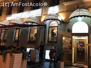 [P41] Fatada restaurantului » foto by DOINITA <span class="label label-default labelC_thin small">NEVOTABILĂ</span>