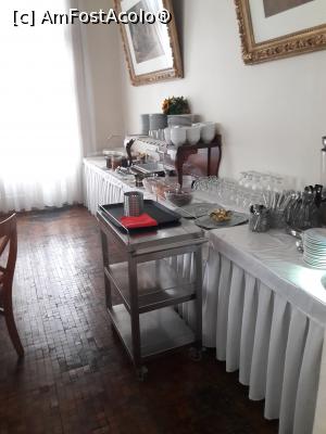 [P19] spațiul unde se serveste micul dejun- etajul 1 » foto by silvia tudoran
 - 
<span class="allrVoted glyphicon glyphicon-heart hidden" id="av990799"></span>
<a class="m-l-10 hidden" id="sv990799" onclick="voting_Foto_DelVot(,990799,24056)" role="button">șterge vot <span class="glyphicon glyphicon-remove"></span></a>
<a id="v9990799" class=" c-red"  onclick="voting_Foto_SetVot(990799)" role="button"><span class="glyphicon glyphicon-heart-empty"></span> <b>LIKE</b> = Votează poza</a> <img class="hidden"  id="f990799W9" src="/imagini/loader.gif" border="0" /><span class="AjErrMes hidden" id="e990799ErM"></span>