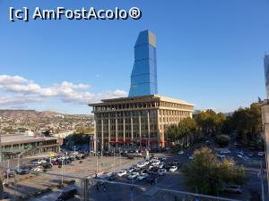 [P12] Hotelul Biltmore, cu doua corpuri (vintage si modern), la etajele superioare in cladirea de sticla ofera o panorama superba, accesibila si celor care nu sunt cazati acolo, daca merg la restaurantul Xeme de la etajul 31 » foto by geop
 - 
<span class="allrVoted glyphicon glyphicon-heart hidden" id="av1126047"></span>
<a class="m-l-10 hidden" id="sv1126047" onclick="voting_Foto_DelVot(,1126047,24087)" role="button">șterge vot <span class="glyphicon glyphicon-remove"></span></a>
<a id="v91126047" class=" c-red"  onclick="voting_Foto_SetVot(1126047)" role="button"><span class="glyphicon glyphicon-heart-empty"></span> <b>LIKE</b> = Votează poza</a> <img class="hidden"  id="f1126047W9" src="/imagini/loader.gif" border="0" /><span class="AjErrMes hidden" id="e1126047ErM"></span>