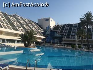 [P06] Piscina principala » foto by RM1
 - 
<span class="allrVoted glyphicon glyphicon-heart hidden" id="av992714"></span>
<a class="m-l-10 hidden" id="sv992714" onclick="voting_Foto_DelVot(,992714,24088)" role="button">șterge vot <span class="glyphicon glyphicon-remove"></span></a>
<a id="v9992714" class=" c-red"  onclick="voting_Foto_SetVot(992714)" role="button"><span class="glyphicon glyphicon-heart-empty"></span> <b>LIKE</b> = Votează poza</a> <img class="hidden"  id="f992714W9" src="/imagini/loader.gif" border="0" /><span class="AjErrMes hidden" id="e992714ErM"></span>