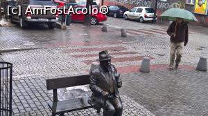 [P01] Domnul trecut prin viață ne-a întâmpinat în fața clădirii » foto by Cdia
 - 
<span class="allrVoted glyphicon glyphicon-heart hidden" id="av993712"></span>
<a class="m-l-10 hidden" id="sv993712" onclick="voting_Foto_DelVot(,993712,24101)" role="button">șterge vot <span class="glyphicon glyphicon-remove"></span></a>
<a id="v9993712" class=" c-red"  onclick="voting_Foto_SetVot(993712)" role="button"><span class="glyphicon glyphicon-heart-empty"></span> <b>LIKE</b> = Votează poza</a> <img class="hidden"  id="f993712W9" src="/imagini/loader.gif" border="0" /><span class="AjErrMes hidden" id="e993712ErM"></span>