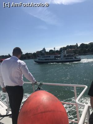 [P29] Steward român, șef la VIP » foto by krisstinna
 - 
<span class="allrVoted glyphicon glyphicon-heart hidden" id="av1002707"></span>
<a class="m-l-10 hidden" id="sv1002707" onclick="voting_Foto_DelVot(,1002707,24109)" role="button">șterge vot <span class="glyphicon glyphicon-remove"></span></a>
<a id="v91002707" class=" c-red"  onclick="voting_Foto_SetVot(1002707)" role="button"><span class="glyphicon glyphicon-heart-empty"></span> <b>LIKE</b> = Votează poza</a> <img class="hidden"  id="f1002707W9" src="/imagini/loader.gif" border="0" /><span class="AjErrMes hidden" id="e1002707ErM"></span>