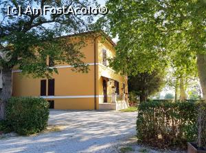 [P13] Casa in care locuiau proprietarii pensiunii » foto by DOINITA
 - 
<span class="allrVoted glyphicon glyphicon-heart hidden" id="av993908"></span>
<a class="m-l-10 hidden" id="sv993908" onclick="voting_Foto_DelVot(,993908,24111)" role="button">șterge vot <span class="glyphicon glyphicon-remove"></span></a>
<a id="v9993908" class=" c-red"  onclick="voting_Foto_SetVot(993908)" role="button"><span class="glyphicon glyphicon-heart-empty"></span> <b>LIKE</b> = Votează poza</a> <img class="hidden"  id="f993908W9" src="/imagini/loader.gif" border="0" /><span class="AjErrMes hidden" id="e993908ErM"></span>