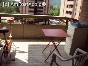[P09] Balconul » foto by Carmen Ion
 - 
<span class="allrVoted glyphicon glyphicon-heart hidden" id="av994406"></span>
<a class="m-l-10 hidden" id="sv994406" onclick="voting_Foto_DelVot(,994406,24112)" role="button">șterge vot <span class="glyphicon glyphicon-remove"></span></a>
<a id="v9994406" class=" c-red"  onclick="voting_Foto_SetVot(994406)" role="button"><span class="glyphicon glyphicon-heart-empty"></span> <b>LIKE</b> = Votează poza</a> <img class="hidden"  id="f994406W9" src="/imagini/loader.gif" border="0" /><span class="AjErrMes hidden" id="e994406ErM"></span>