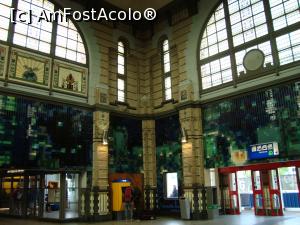 [P02] Am aterizat în minunata gară din Leeuwarden, decorată artistic cu mozaicuri moderne...  » foto by mireille
 - 
<span class="allrVoted glyphicon glyphicon-heart hidden" id="av997489"></span>
<a class="m-l-10 hidden" id="sv997489" onclick="voting_Foto_DelVot(,997489,24132)" role="button">șterge vot <span class="glyphicon glyphicon-remove"></span></a>
<a id="v9997489" class=" c-red"  onclick="voting_Foto_SetVot(997489)" role="button"><span class="glyphicon glyphicon-heart-empty"></span> <b>LIKE</b> = Votează poza</a> <img class="hidden"  id="f997489W9" src="/imagini/loader.gif" border="0" /><span class="AjErrMes hidden" id="e997489ErM"></span>